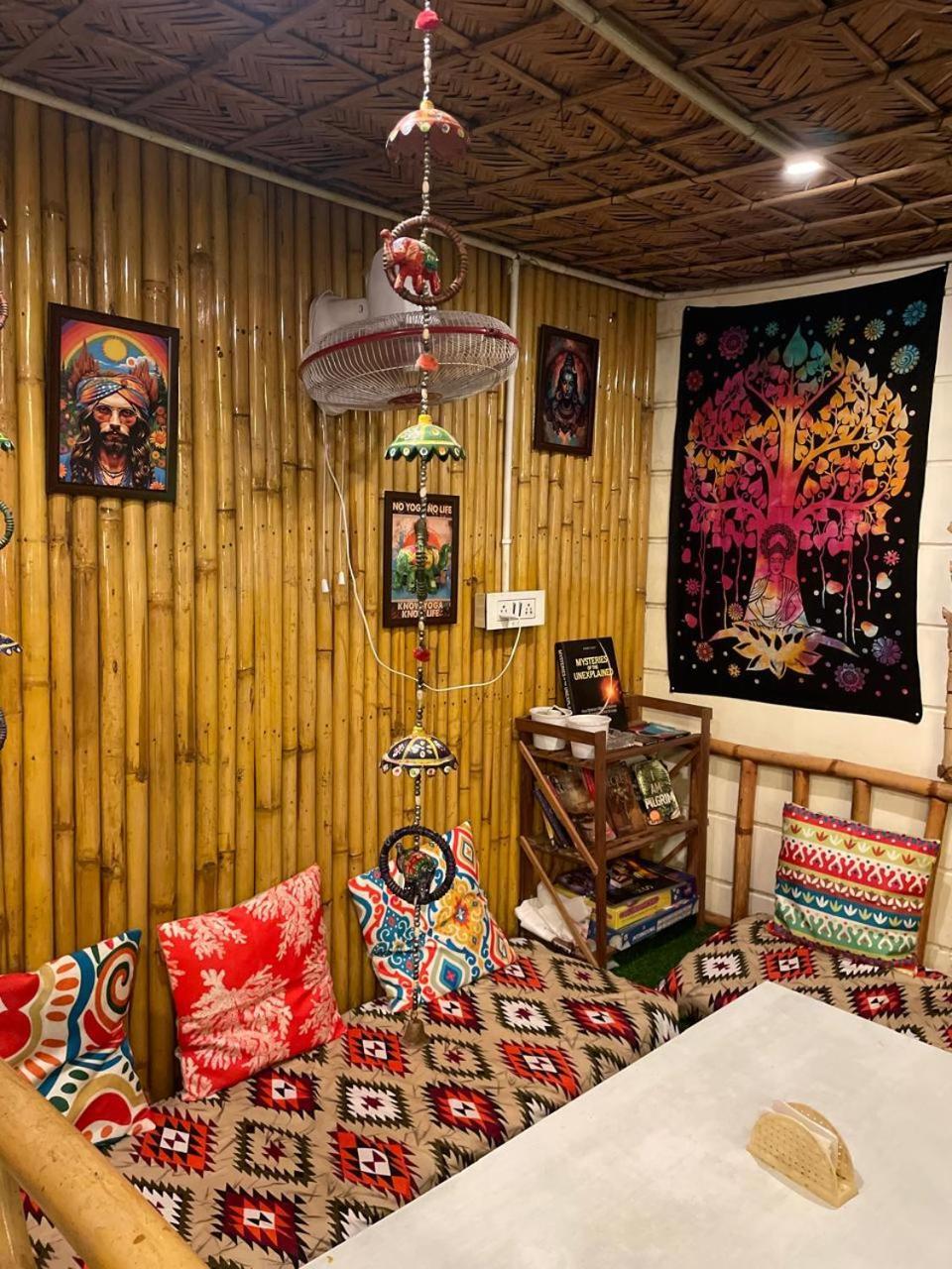Baba'S Rishikesh Hostel Exterior photo