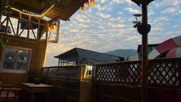 Baba'S Rishikesh Hostel Exterior photo
